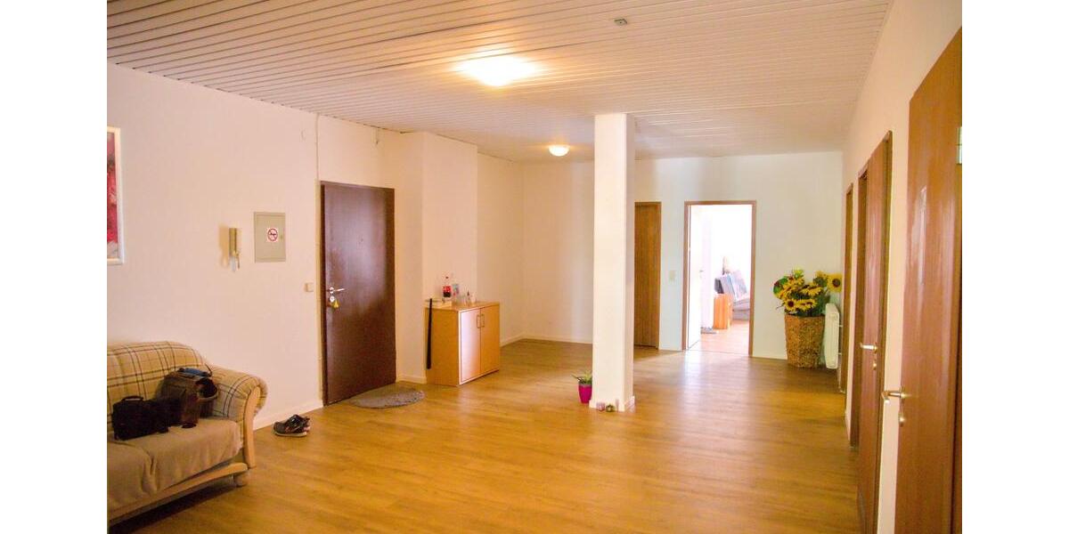 Gewerbeobjekt Titisee-Neustadt Neustadt - 1.600&euro; | Angebot:26668263