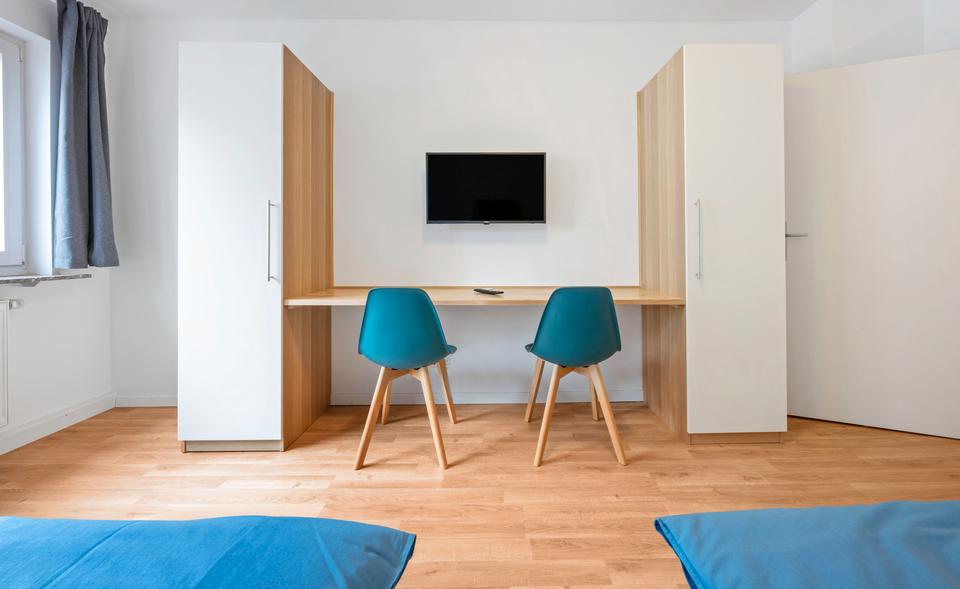 Wohnen auf Zeit Bremen Burglesum - 10 Zimmer, 200 m&sup2;, 20&euro; | Angebot:17434768