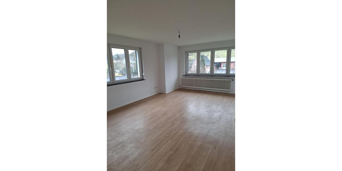 Erdgeschoßwohnung Würzburg Dürrbachau - 4 Zimmer, 106 m&sup2;, 1.500&euro; | Angebot:26533142