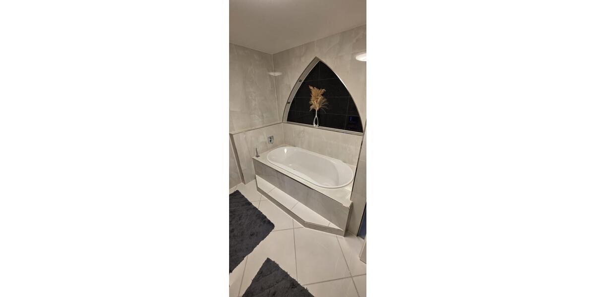 Etagenwohnung Fürth Atzenhof - 3 Zimmer, 110 m&sup2;, 2.300&euro; | Angebot:24370177