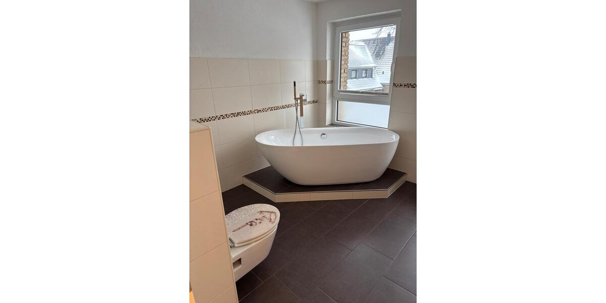 Doppelhaushälfte Flensburg Falkenberg - 5 Zimmer, 190 m&sup2;, 1.950&euro; | Angebot:24713173