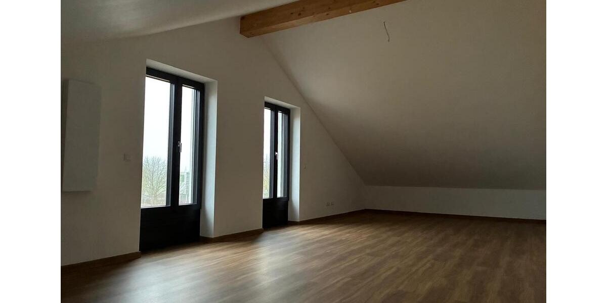 Maisonettenwohnung Kelheim - 4 Zimmer, 120 m&sup2;, 1.670&euro; | Angebot:25641017