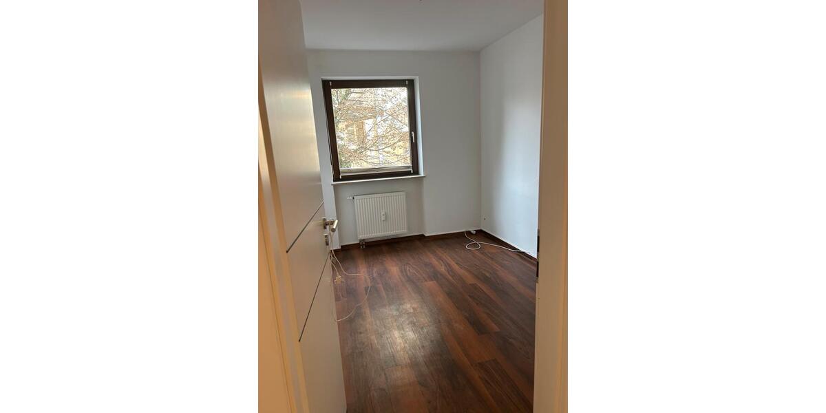 Terrassenwohnung Elztal - 4 Zimmer, 104 m&sup2;, 1.500&euro; | Angebot:25992078