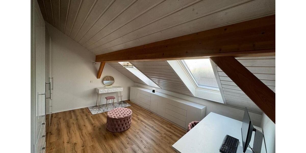 Dachgeschoßwohnung Taufkirchen - 3 Zimmer, 68 m&sup2;, 830&euro; | Angebot:25965593