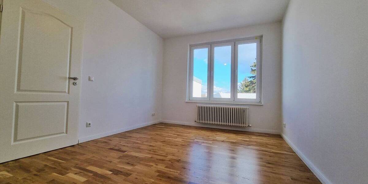 Etagenwohnung Berlin Britz - 2 Zimmer, 97 m&sup2;, 1.500&euro; | Angebot:26597264