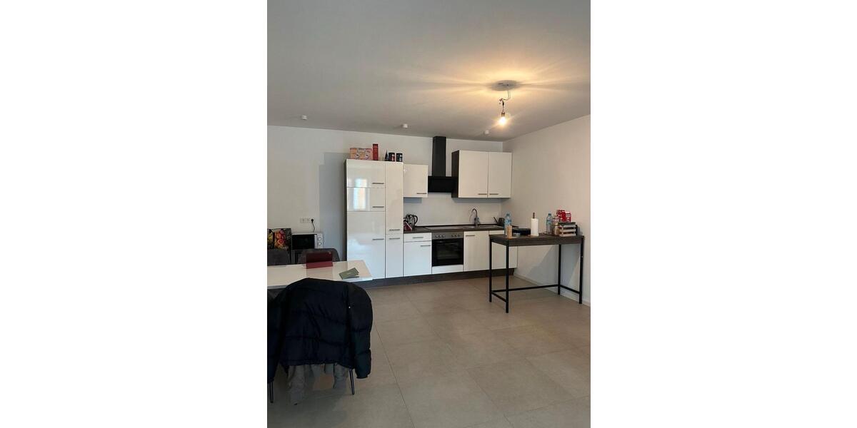 Erdgeschoßwohnung Elsendorf - 3 Zimmer, 79 m&sup2;, 1.000&euro; | Angebot:26021025