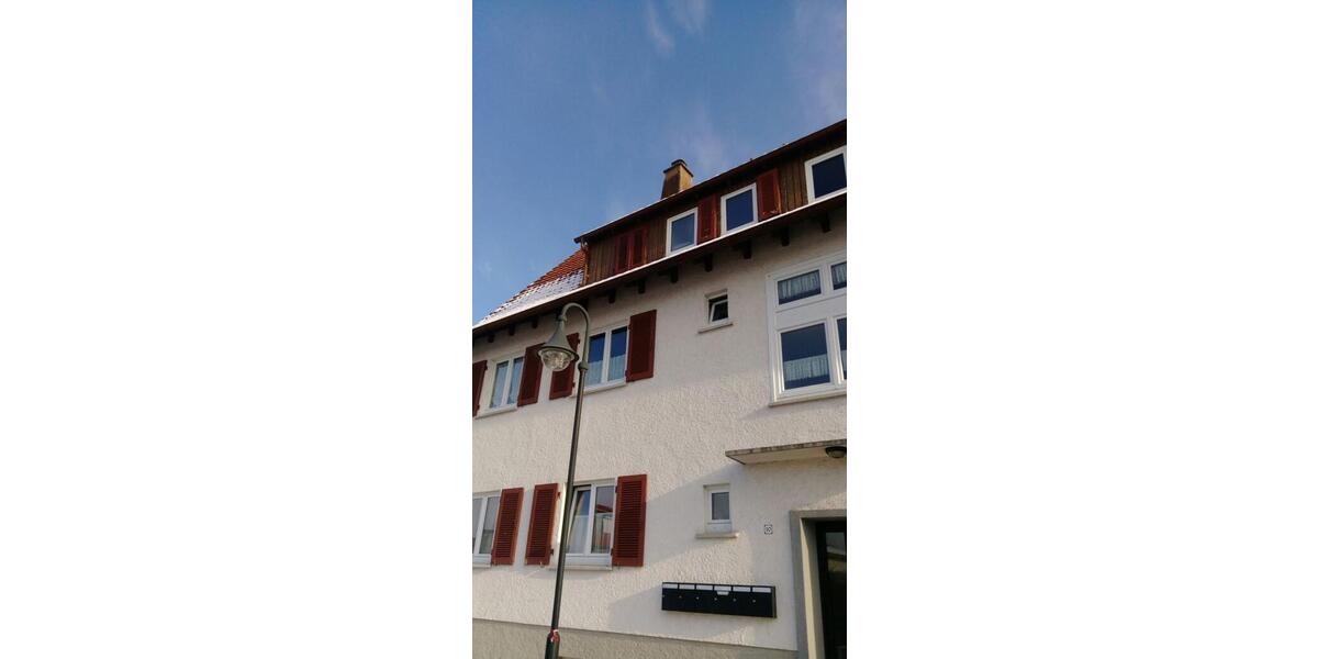 Dachgeschoßwohnung Aldingen - 2.5 Zimmer, 49 m&sup2;, 450&euro; | Angebot:26033417