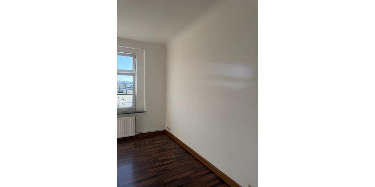 Etagenwohnung Wuppertal Gemarkung Elberfeld - 2 Zimmer, 76 m&sup2;, 647&euro; | Angebot:25853456