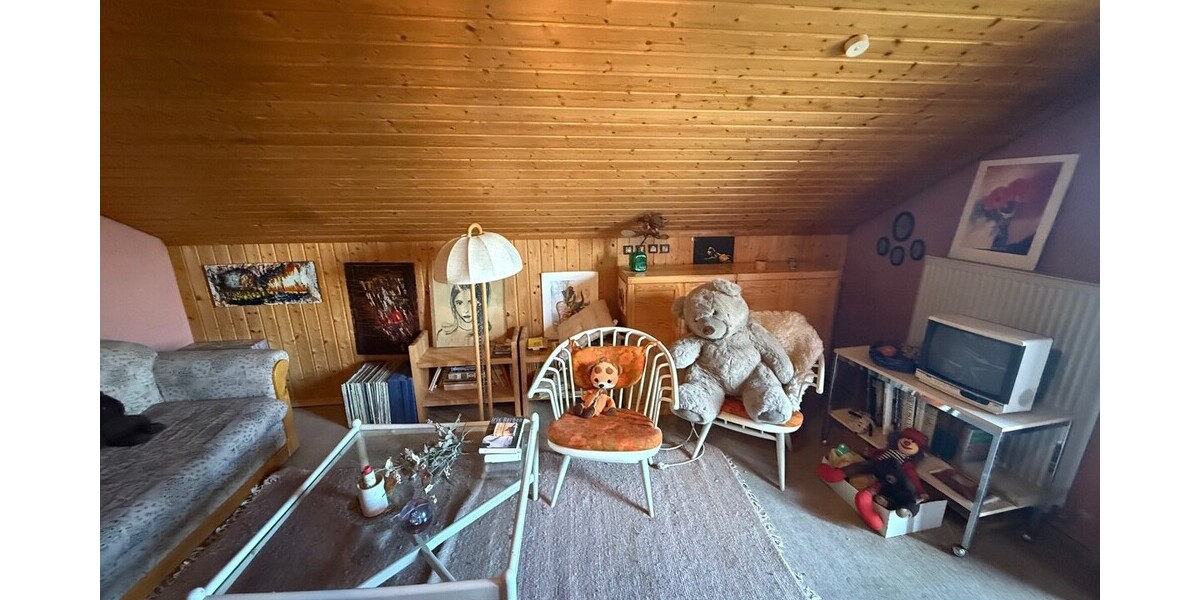 Charmantes Einfamilienhaus im Axdorferfeld in Traunstein zu vermieten! Frei ab 01.02. bzw. 01.03.2026 6 zimmer