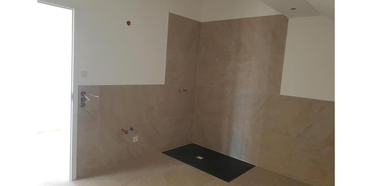 Dachgeschoßwohnung Füssen - 1 Zimmer, 100 m&sup2;, 1.250&euro; | Angebot:25542966