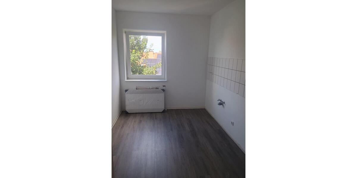 Dachgeschoßwohnung Salzkotten - 1 Zimmer, 64 m&sup2;, 627&euro; | Angebot:24732159