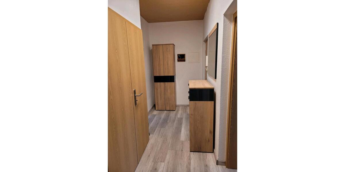 Etagenwohnung Elsterheide - 3 Zimmer, 64 m&sup2;, 640&euro; | Angebot:26675756