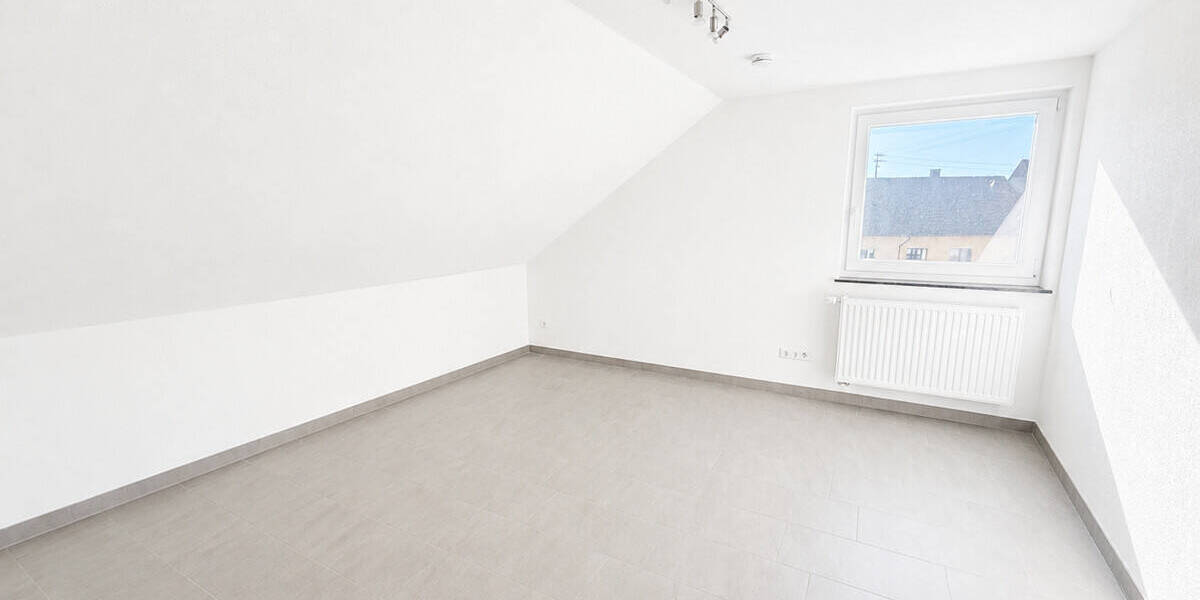 Etagenwohnung Dunningen / Seedorf Seedorf - 4 Zimmer, 156 m&sup2;, 1.400&euro; | Angebot:26741850