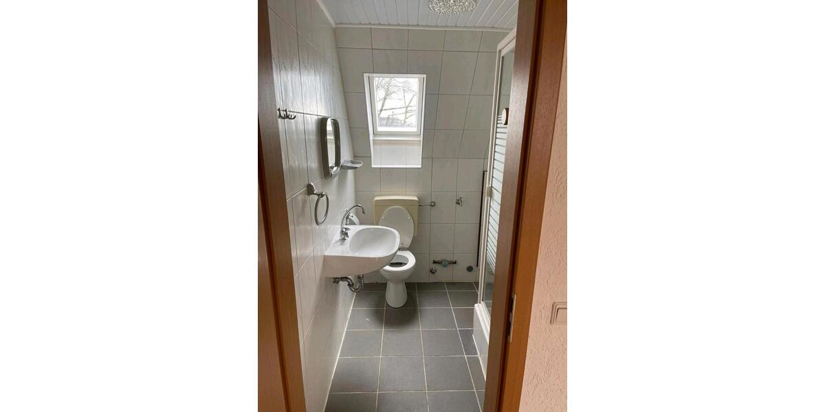 Dachgeschoßwohnung Lüdenscheid Staberg - 1 Zimmer, 39 m&sup2;, 370&euro; | Angebot:24731082