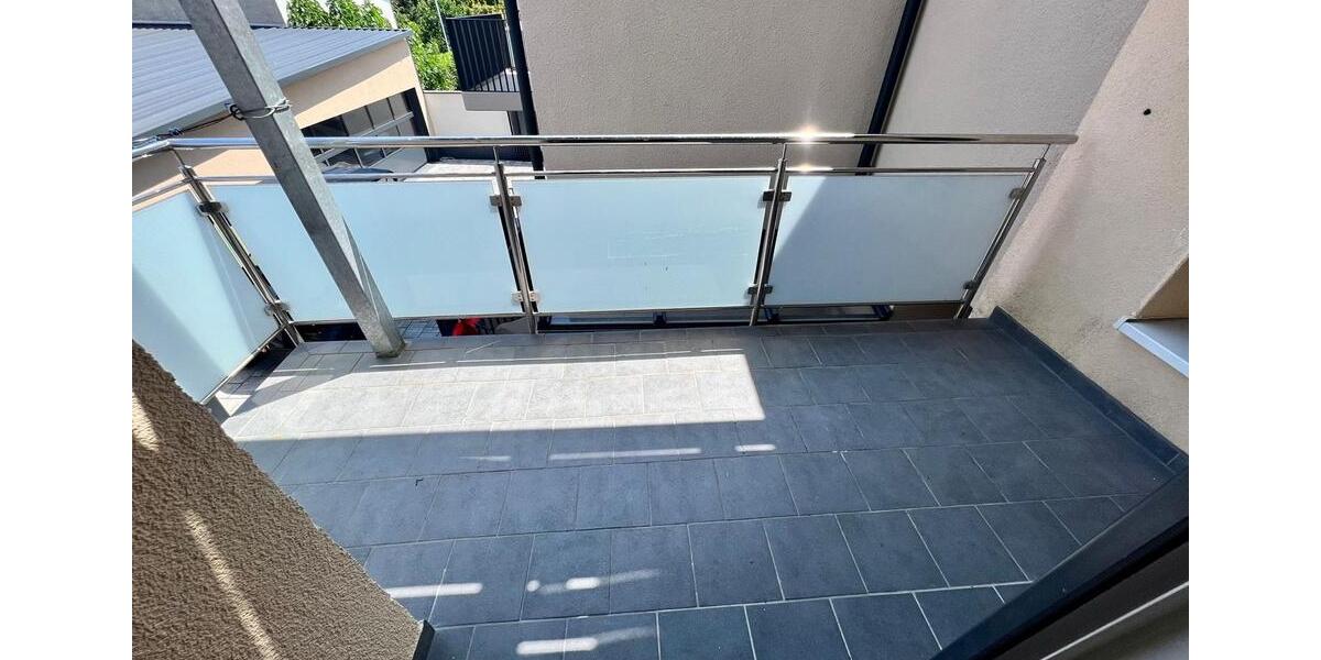 Etagenwohnung Lampertheim - 3 Zimmer, 75 m&sup2;, 1.200&euro; | Angebot:26610241