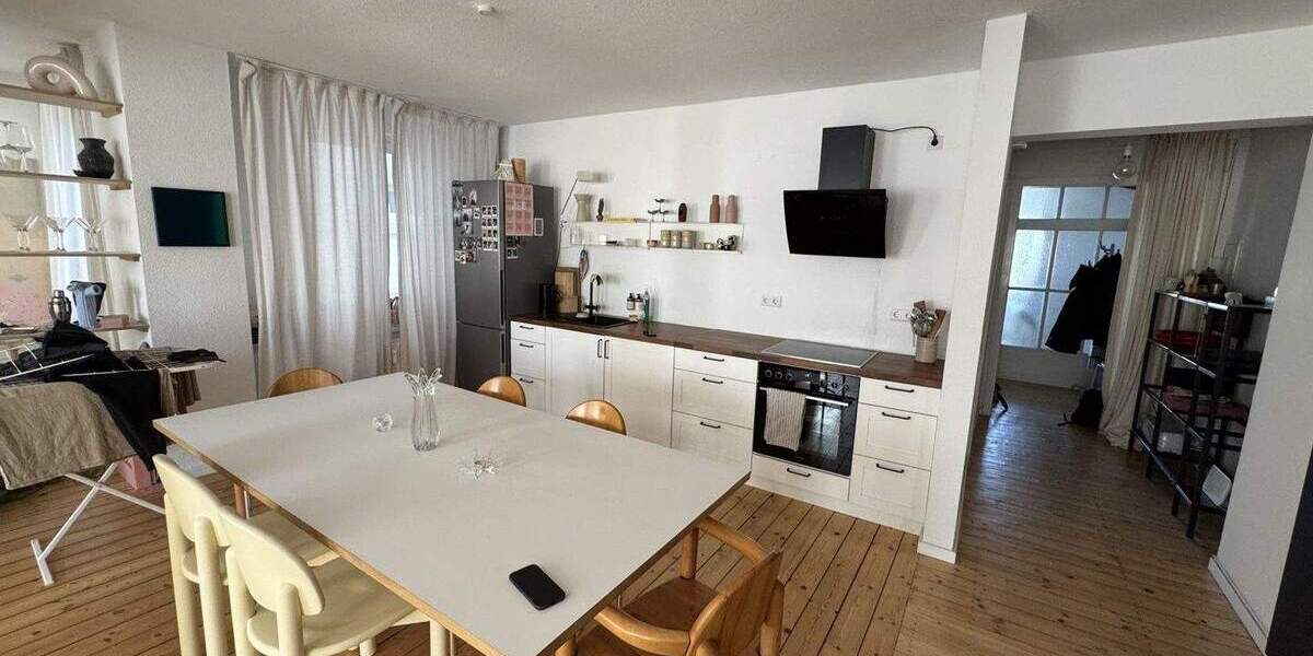 Etagenwohnung Detmold Innenstadt - 2 Zimmer, 94 m&sup2;, 795&euro; | Angebot:24909778
