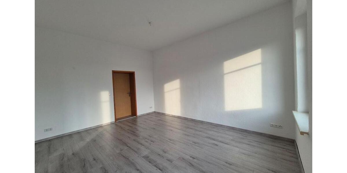 Etagenwohnung Mittweida - 3 Zimmer, 67 m&sup2;, 370&euro; | Angebot:24397265