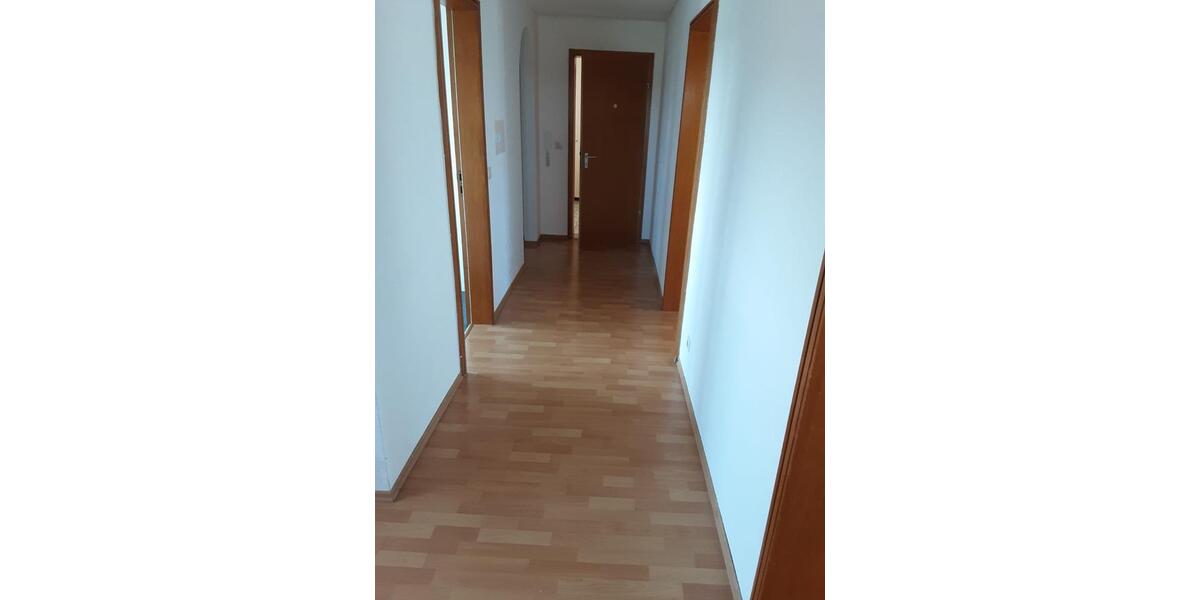 Etagenwohnung Niedernhall - 3 Zimmer, 82 m&sup2;, 750&euro; | Angebot:24770928