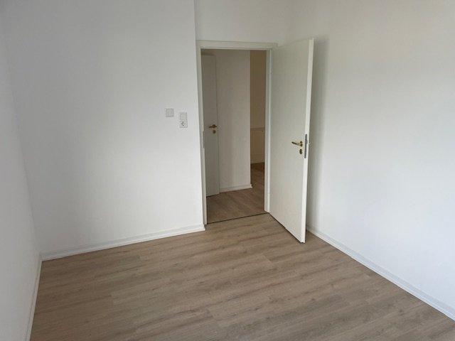 Etagenwohnung Wuppertal Gemarkung Barmen - 3 Zimmer, 77 m&sup2;, 750&euro; | Angebot:26329322