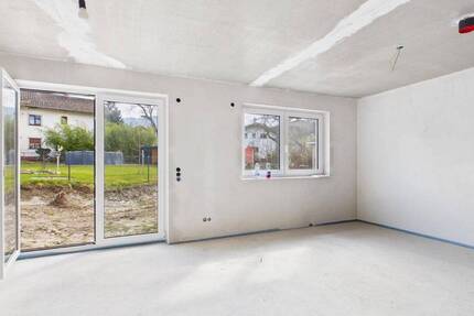 Haus Rohrdorf Riedering - 4 Zimmer, 142 m&sup2;, 2.350&euro; | Angebot:26161597