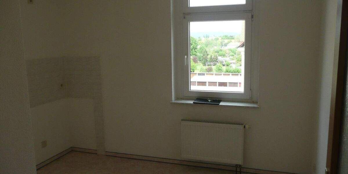 Etagenwohnung Pirna Sonnenstein - 2 Zimmer, 47 m&sup2;, 330&euro; | Angebot:25909295