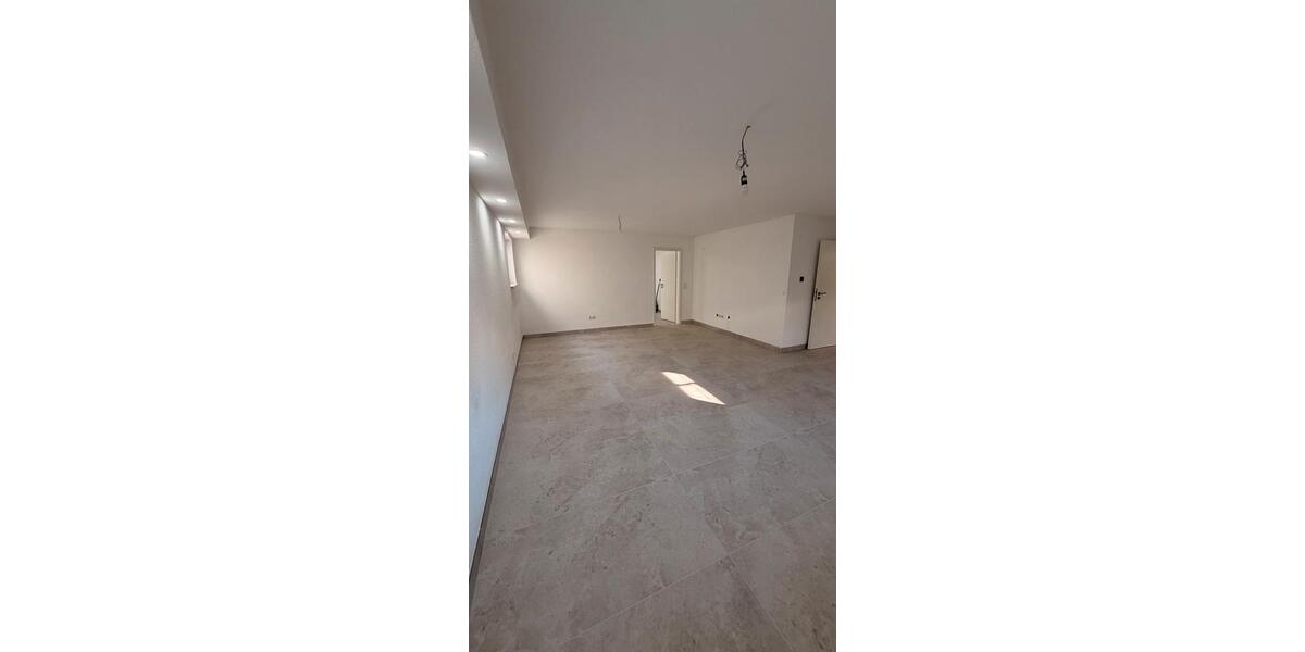 Etagenwohnung Dettingen unter Teck - 3 Zimmer, 73 m&sup2;, 830&euro; | Angebot:26538963