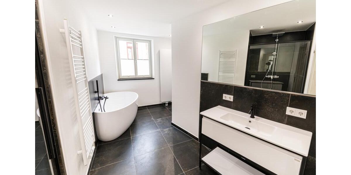 Reihenhaus Wismar Altstadt - 4 Zimmer, 140 m&sup2;, 1.650&euro; | Angebot:25221704