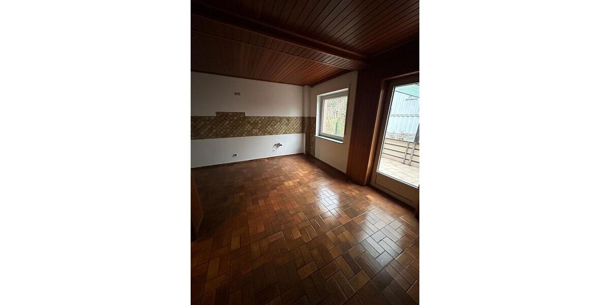 Freistehendes Einfamilienhaus zur Miete - ab sofort! 8 zimmer