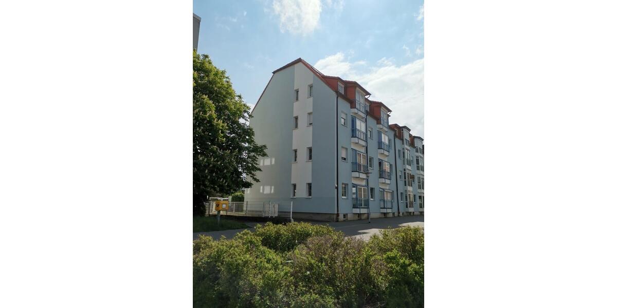 2-Raumwohnung mit Tiefgaragenstellplatz und Fahrstuhl 2 zimmer