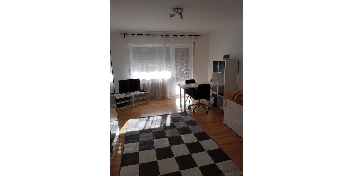 Hochparterre Neu-Isenburg Isenburg - 1 Zimmer, 29 m&sup2;, 600&euro; | Angebot:25326445