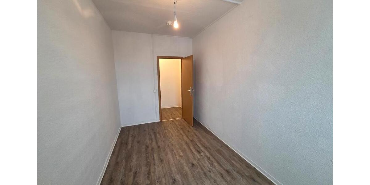 Etagenwohnung Brandenburg an der Havel Görden - 4 Zimmer, 81 m&sup2;, 758&euro; | Angebot:26266121