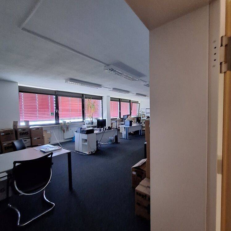 Ffm.-Griesheim: Büro-Gewerbefläche ca. 250 m² im 5. OG - Flughafen und Messe schnell erreichbar