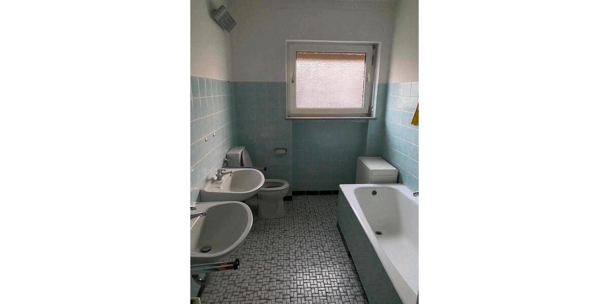 Vermiete 5-Zimmer Wohnung in Biebertal 5 zimmer