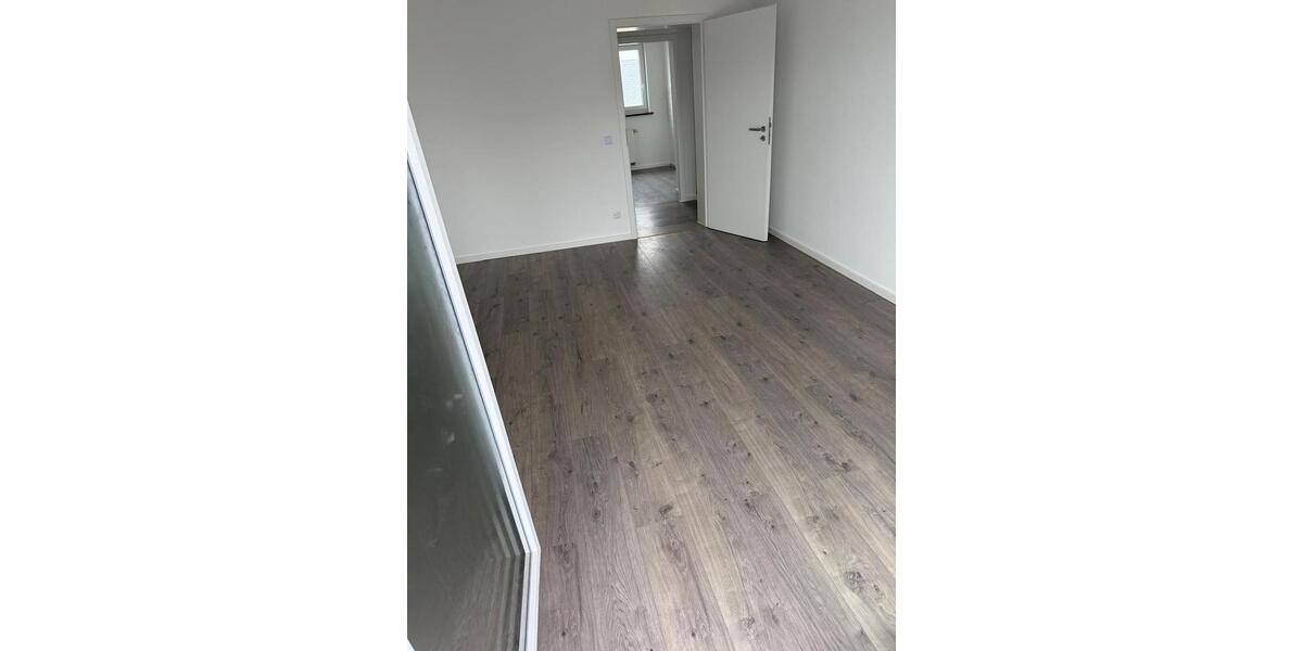 Etagenwohnung Altenburg - 3 Zimmer, 60 m&sup2;, 450&euro; | Angebot:26502372