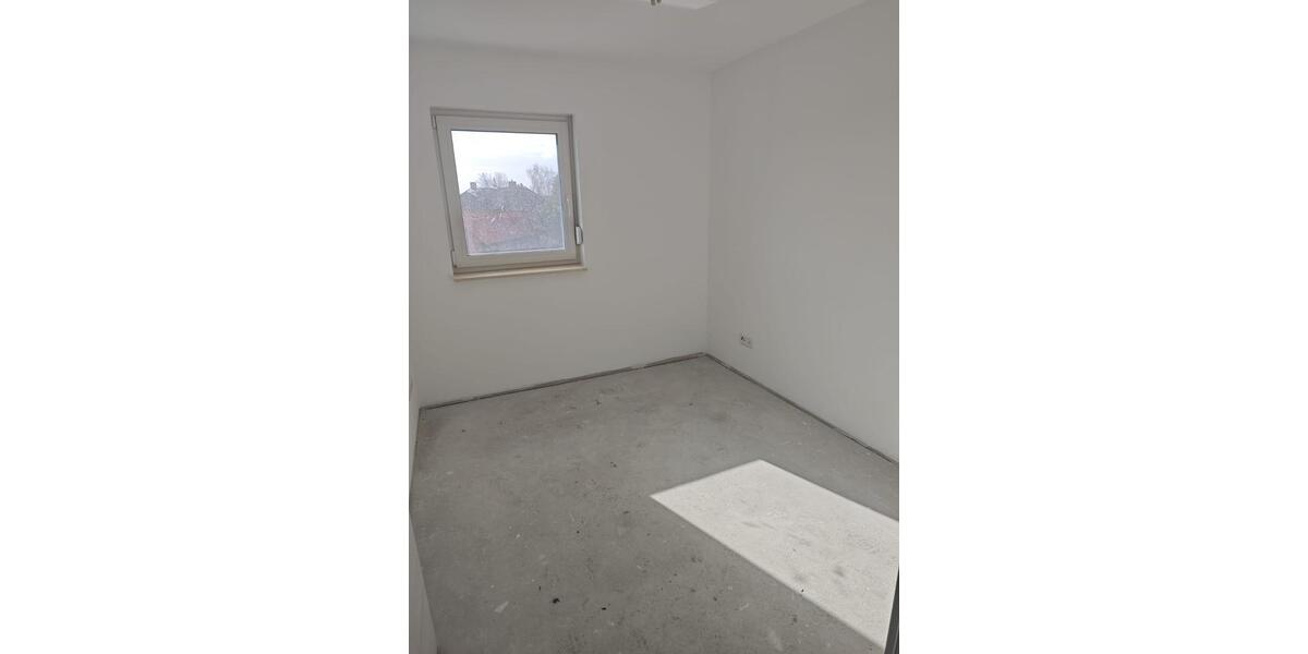 Etagenwohnung Oschersleben (Bode) - 4 Zimmer, 86 m&sup2;, 726&euro; | Angebot:25568998