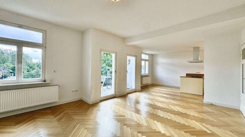 Wohnung zum Mieten in Hanau 2.550 € 180 m² 7.5 zimmer