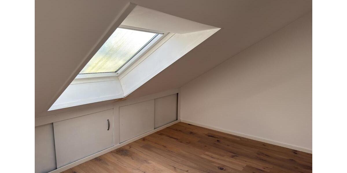 Dachgeschoßwohnung Mettmann - 3 Zimmer, 66 m&sup2;, 690&euro; | Angebot:24426854