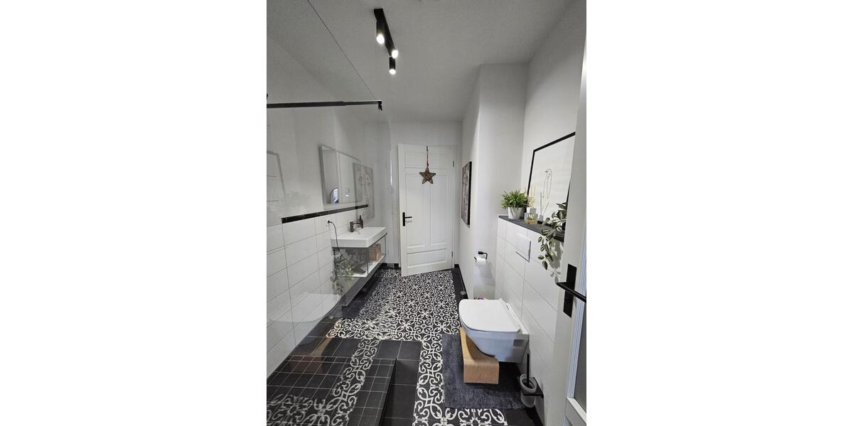 Maisonettenwohnung Schwerin Gartenstadt - 4 Zimmer, 137 m&sup2;, 1.986&euro; | Angebot:25570523