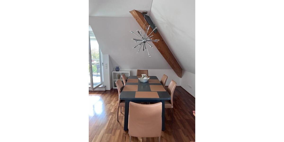 Dachgeschoßwohnung Neufahrn bei Freising Mintraching-Grüneck - 3.5 Zimmer, 94 m&sup2;, 2.350&euro; | Angebot:25841392