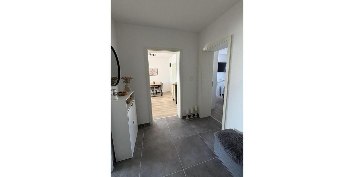 Etagenwohnung Grünberg - 2 Zimmer, 80 m&sup2;, 800&euro; | Angebot:25755736