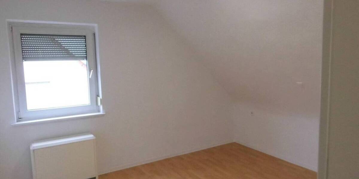 Etagenwohnung Stuttgart Bad Cannstatt - 2 Zimmer, 45 m&sup2;, 690&euro; | Angebot:26777510