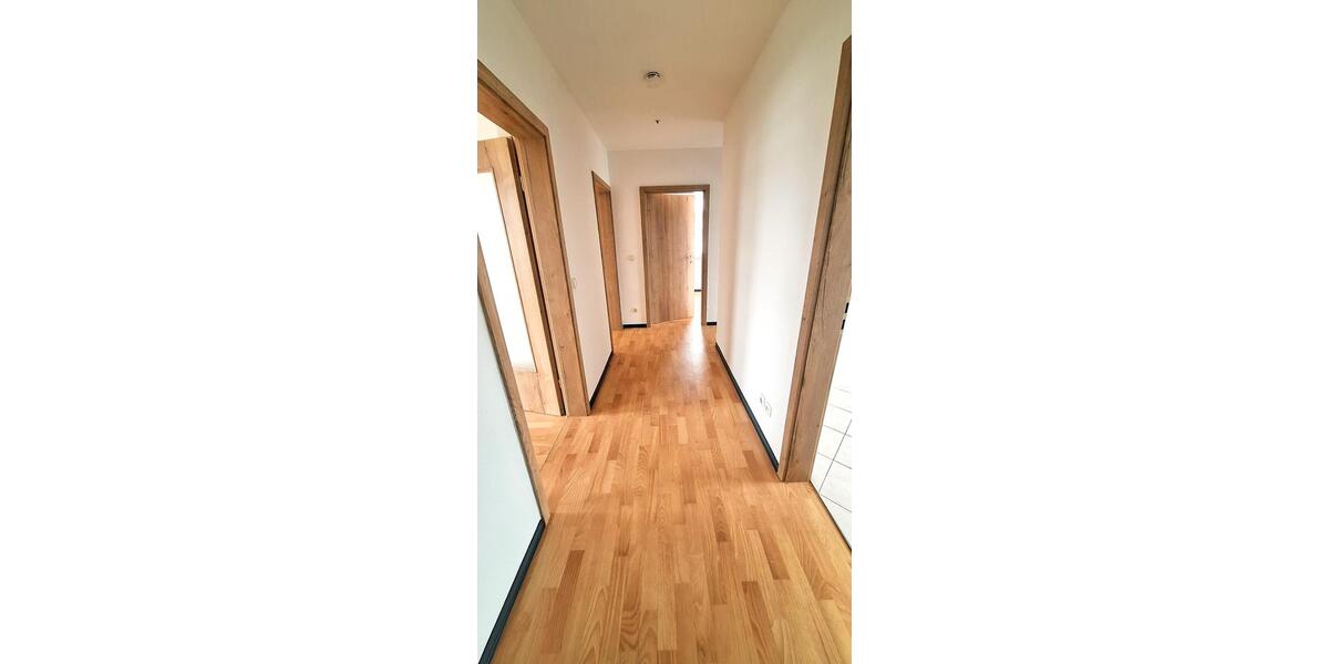 Erdgeschoßwohnung Floh-Seligenthal Seligenthal - 3 Zimmer, 68 m&sup2;, 450&euro; | Angebot:25971347