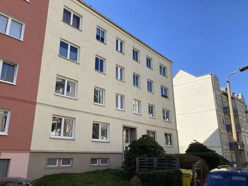 Wohnung zum Mieten in Chemnitz 387 € 70.27 m² 3 zimmer