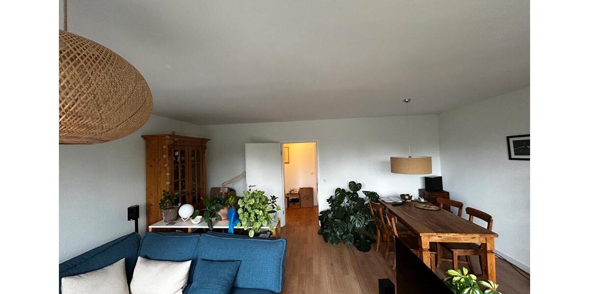 Etagenwohnung Düsseldorf Stadtbezirk 9 - 2 Zimmer, 85 m&sup2;, 1.250&euro; | Angebot:26704964