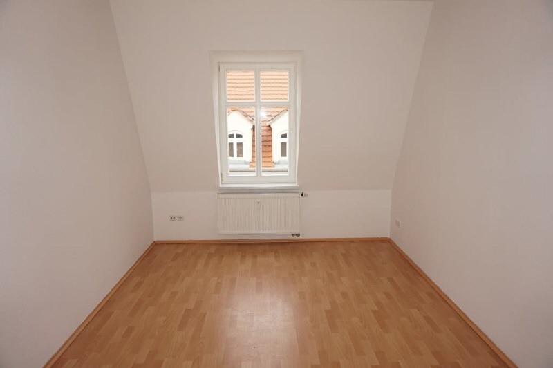 Dachgeschoßwohnung Pirna - 2 Zimmer, 57 m&sup2;, 460&euro; | Angebot:26533116