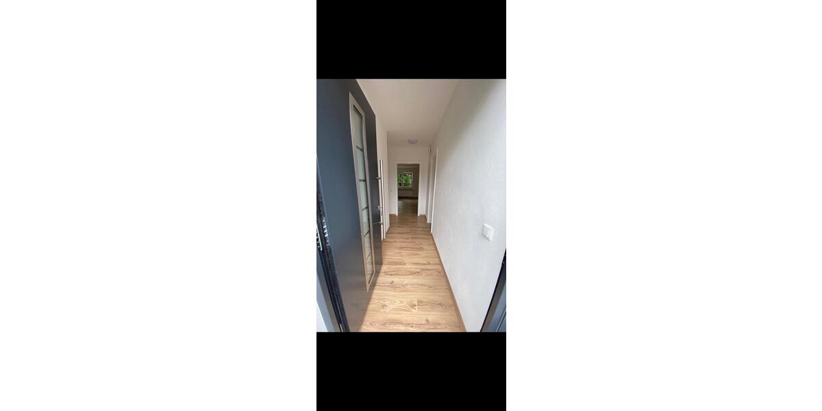 Helle Wohnung Erdgeschoss Küche CarportStellplatz 2.5 zimmer