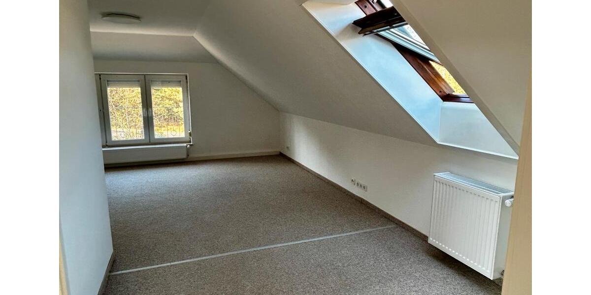 Dachgeschoßwohnung Altdöbern - 1 Zimmer, 38 m&sup2;, 416&euro; | Angebot:23685526