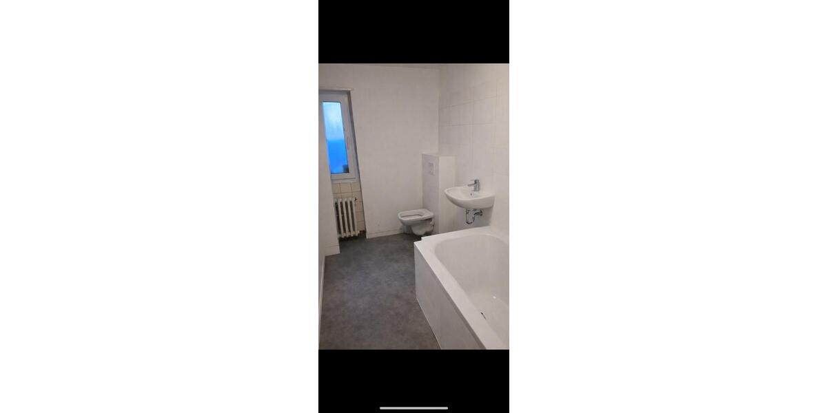 Etagenwohnung Ludwigshafen am Rhein - 2 Zimmer, 60 m&sup2;, 850&euro; | Angebot:26253294
