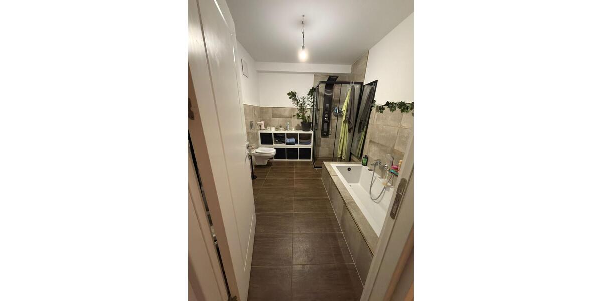 Etagenwohnung Heinsberg - 3 Zimmer, 96 m&sup2;, 1.150&euro; | Angebot:24418304