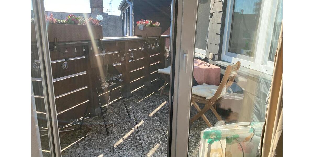 Dachgeschoßwohnung Berlin Mitte - 3.5 Zimmer, 115 m&sup2;, 1.690&euro; | Angebot:26030727